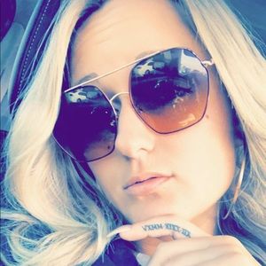 Meet your Posher, Kayleigh